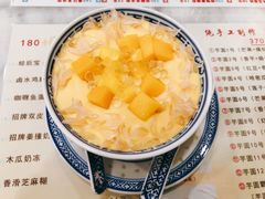 杨枝甘露-广信牛奶甜品世家(台东店)