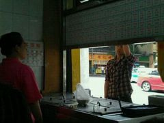 靠窗位-百花传统甜品店(原址店)