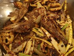 主打的干锅鸭头-安诚居干锅鸭头(八角店)