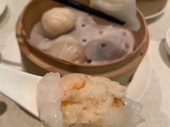 笋尖鲜虾饺-御宝轩(益丰·外滩源店)