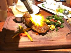 爆款牛魔王-卡朋厨房(289艺术园区店)