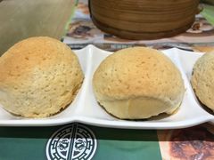 酥皮焗叉烧包-添好运点心专门店(北角店)