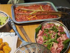 -洱火云南酸菜牛肉火锅(石景山当代商城店)