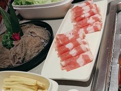 -海底捞火锅(新松江路生日主题店)