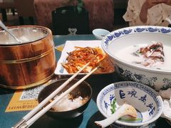 -南京金牛湖巨碗鱼头