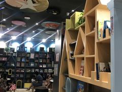 -新华书店(学府大道店)