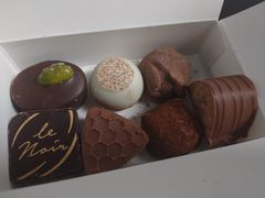 开心果仁黑巧双层夹心巧克力-Laderach 莱德拉(上海环贸iapm店)