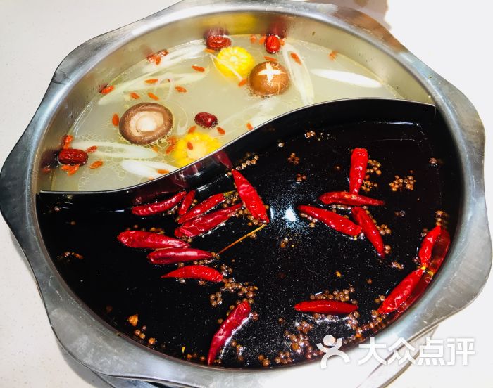 三江汇火锅店鸳鸯锅底图片 - 第6张