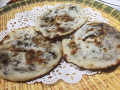 梅菜干烧饼-江南韵·无锡太湖文化体验餐厅(凤凰天街店)