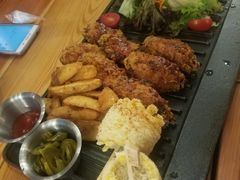 -I HOLIC艾豪丽披萨(KKone店)