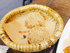 麻酱烧饼-魁盛居百年鲁菜馆(县西巷店)