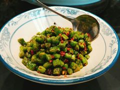 -坛宗剁椒鱼头(河西王府井店)