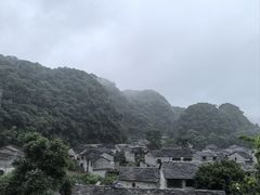 -高荡千年布依古寨旅游景区