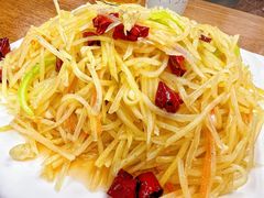 酸辣土豆丝-丰顺烧烤家常菜(台东店)