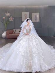 -不晚国际婚纱礼服