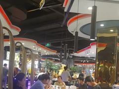 -四海一家自助餐(益田假日广场店)