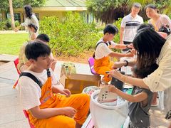 -亚龙湾中心广场