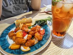 -滋味满屋美食坊(上海街店)