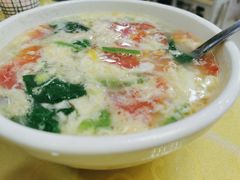 西红柿鸡蛋汤-炕锅羊肉土火锅面片大王