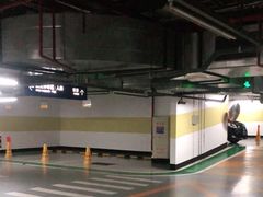 -北京银泰中心-停车场