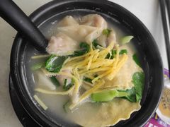 三鲜砂锅小馄饨-老盛昌(百色店)