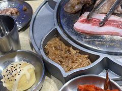 -安小胖韩国烤肉(财富广场画苑小区店)