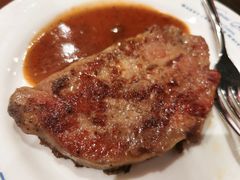 排很长队的牛排-四海一家自助餐(益田假日广场店)