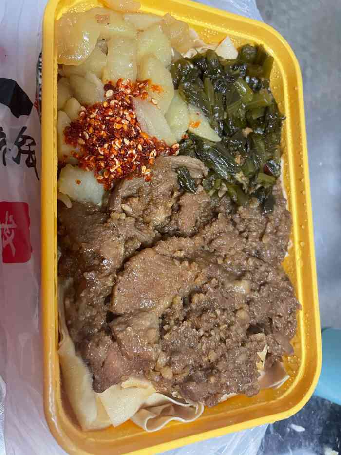 在蕪湖吃過渣肉蒸飯今天中午跑來了馬鞍山的這家渣肉蒸飯館來嚐嚐他家