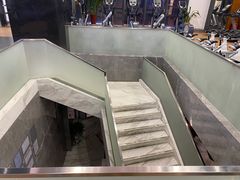 -豪逸健体(中骏广场店)