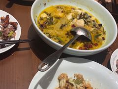 -荷花亭·湖北融合菜(十堰武商MALL店)