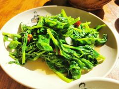 -杨三娘跷脚牛肉(羊子山西路店)