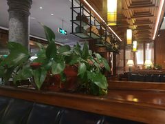 -八府香鸭·啫啫煲(华山路店)