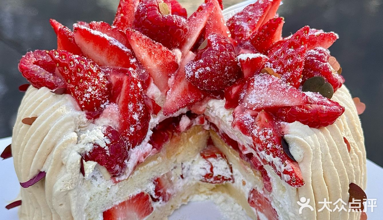 杭州糕城地位再次稳固……好伟大的一块🍰……