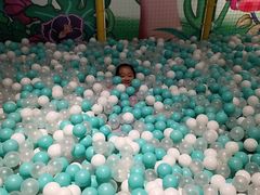 -蒙特利亲子乐园