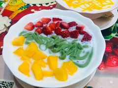 士多啤梨芒果绿茶拉面-甜心妈妈·榴莲星级糖水(北京路总店)