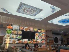 -壹阁胡羊焖饼(特色小吃街店)