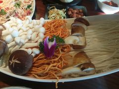 -慢丽江·云南野生菌土鸡锅(付家庄店)