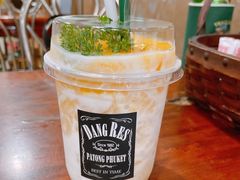 -Dang restaurant (patong phuket)