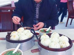 牛肉包子-胡家包子·清真(大众巷店)