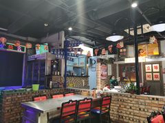 -马路牙子烧烤音乐酒馆(望京店)