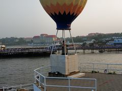 -北戴河碧螺塔海上酒吧公园