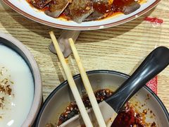 -叁煨蹄花·下饭盐帮菜(人民广场店)