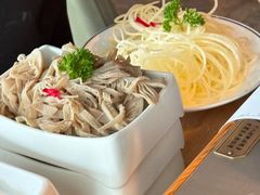 -牛德亨臻牛潮汕火锅(万邦时代店)