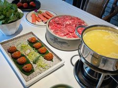 招牌花胶鸡煲汤底-最品火锅