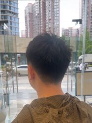 点击看大图 -摩登时代美发沙龙