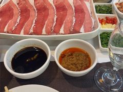 -胡记饭店(保工街店)