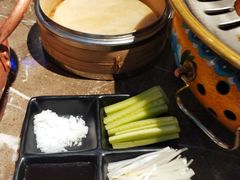 -三人行骨头王火锅(长寿店)