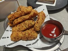 -W COLLECTIVE  DESSERT SHOP