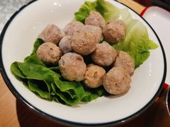 -虾弄弄海派小龙虾·牛羊蝎子火锅