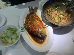 -费大厨辣椒炒肉(高铁吾悦广场店)